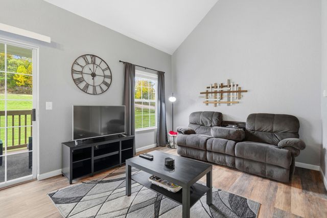 590 Abby Lane 6, Branson, MO 65616