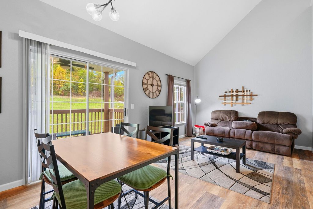 590 Abby Lane 6, Branson, MO 65616