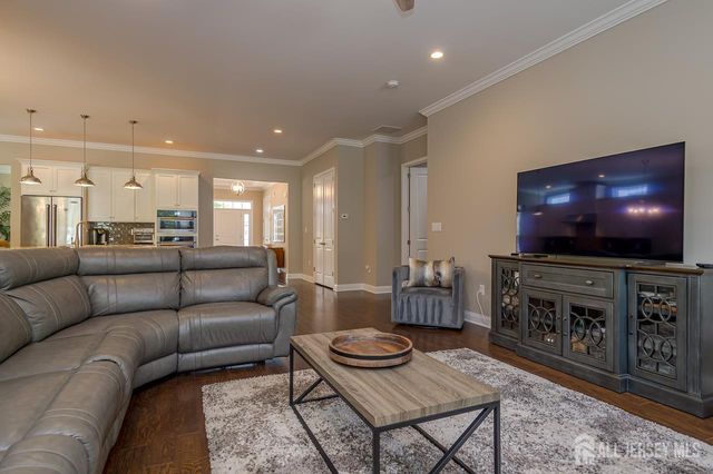 50 Kings Mill Road, Monroe, NJ 08831