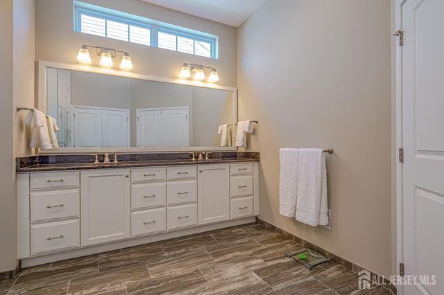 50 Kings Mill Road, Monroe, NJ 08831