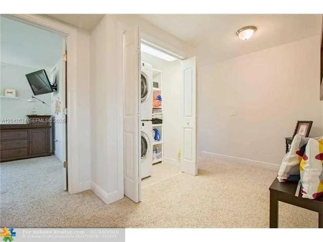 708 SE 15th St 5, Fort Lauderdale, FL 33316