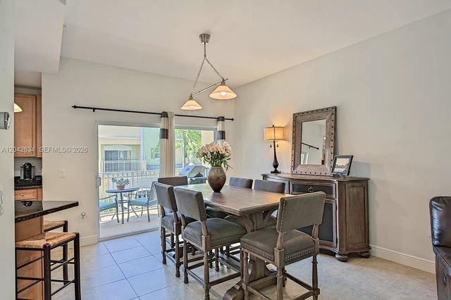 708 SE 15th St 5, Fort Lauderdale, FL 33316