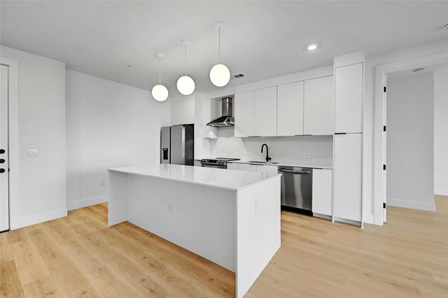 1701 Simond Ave 518, Austin, TX 78723