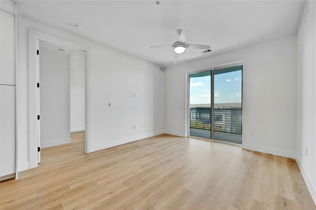 1701 Simond Ave 518, Austin, TX 78723