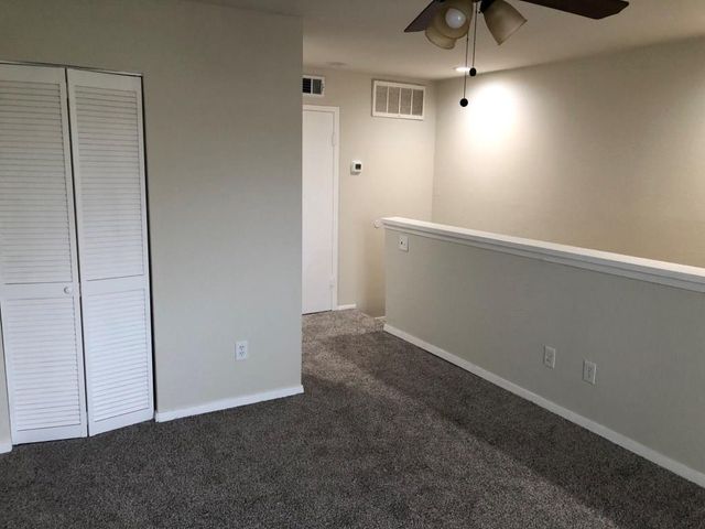 2100 S Wilcrest Drive S 121, Houston, TX 77042