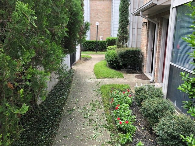 2100 S Wilcrest Drive S 121, Houston, TX 77042