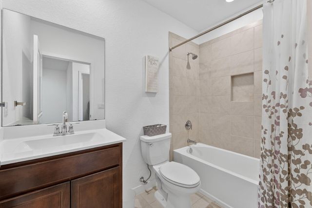 527 NW 17th Street, Fort Lauderdale, FL 33311