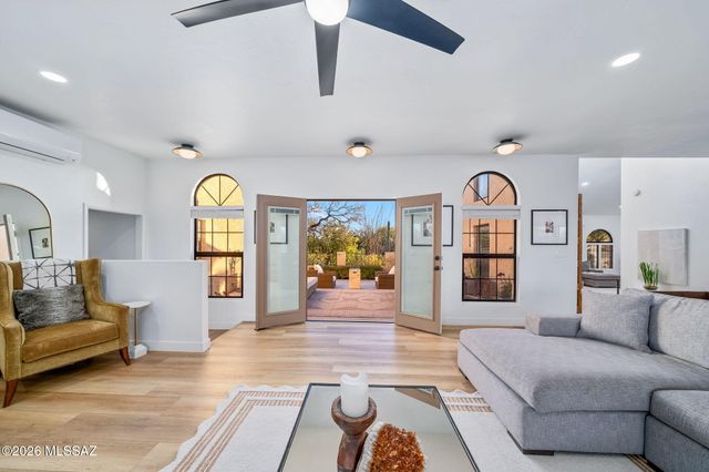 881 E Placita De Michael, Tucson, AZ 85718