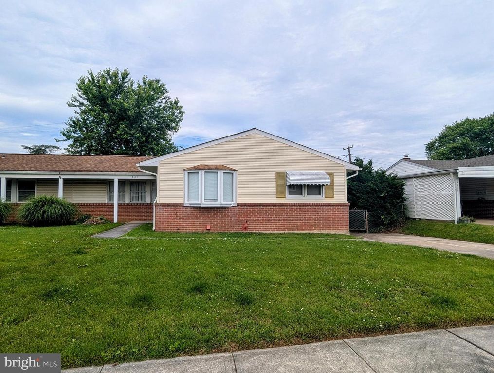 8421 HALLMARK CIR, Baltimore, MD 21234