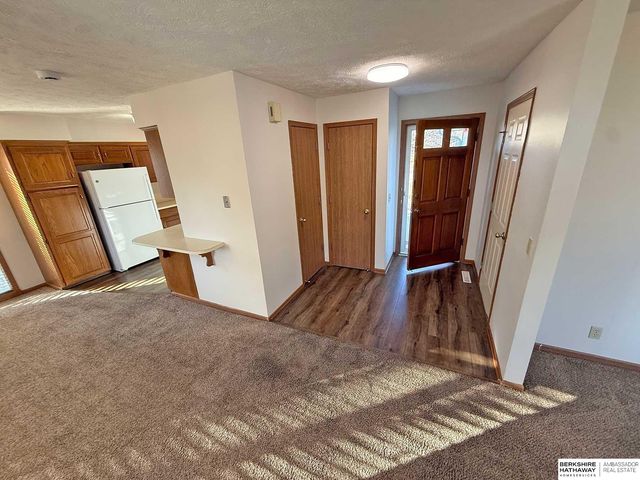 1611 S 168th Avenue, Omaha, NE 68130