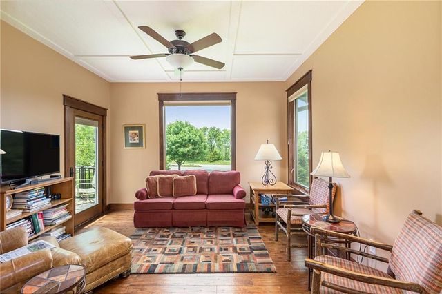 26793 W 100th Place, Olathe, KS 66061