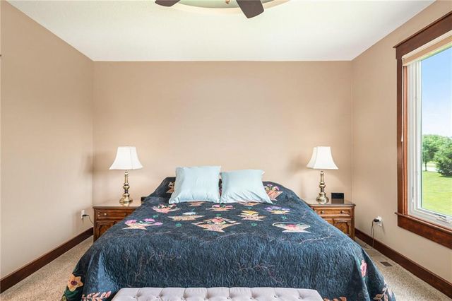 26793 W 100th Place, Olathe, KS 66061