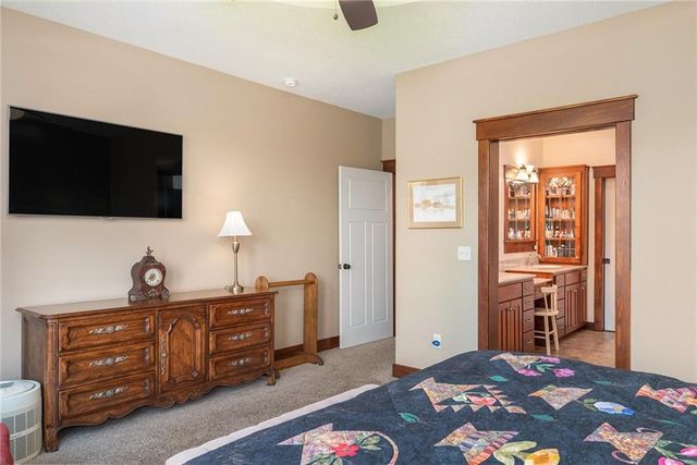 26793 W 100th Place, Olathe, KS 66061