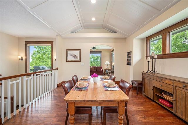 26793 W 100th Place, Olathe, KS 66061