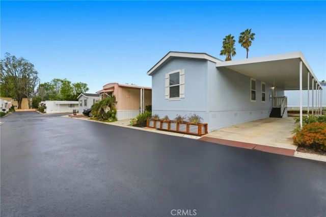 2193 Los Feliz 6, Thousand Oaks, CA 91362