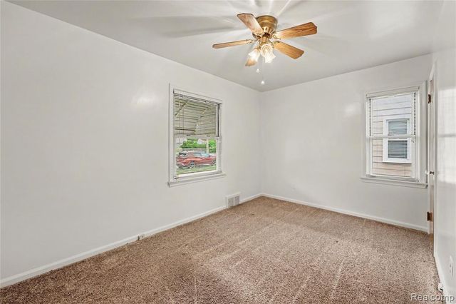 26313 Delton Street, Madison Heights, MI 48071