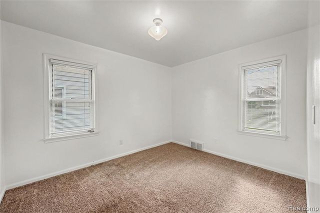 26313 Delton Street, Madison Heights, MI 48071