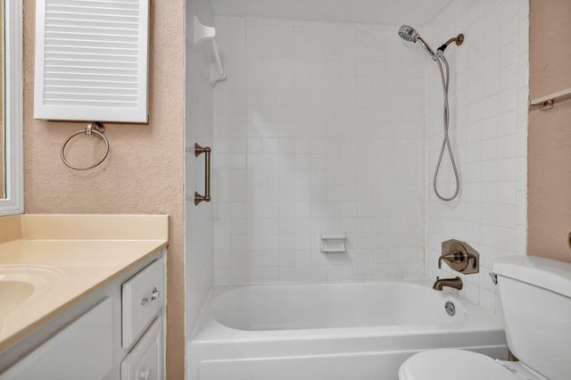 2001 Lakewood Court, Willis, TX 77318