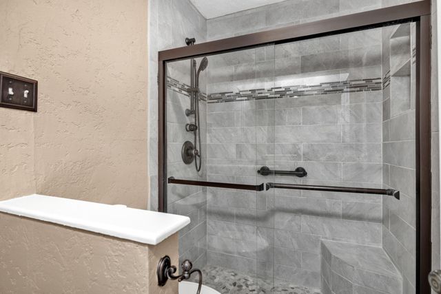 2001 Lakewood Court, Willis, TX 77318