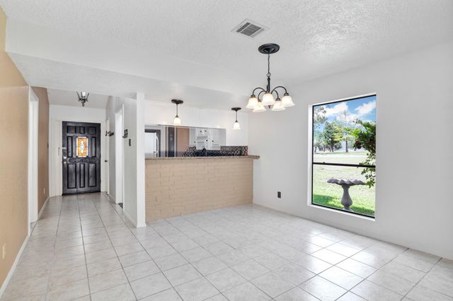 2001 Lakewood Court, Willis, TX 77318