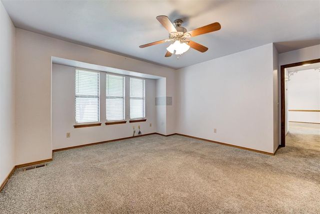 1113 NE 9th Court, Moore, OK 73160