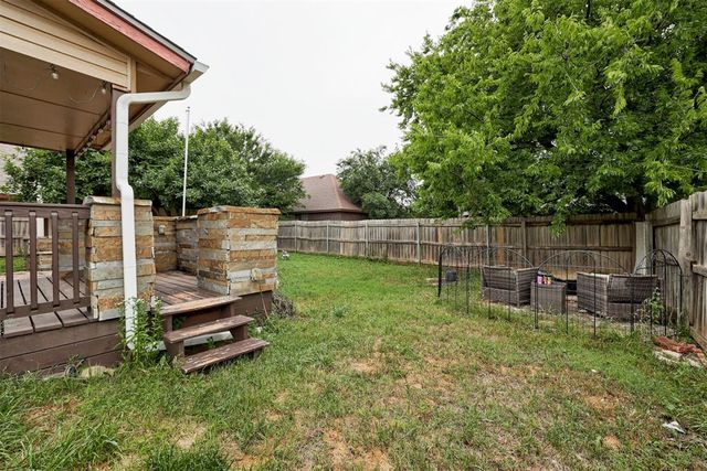 1113 NE 9th Court, Moore, OK 73160