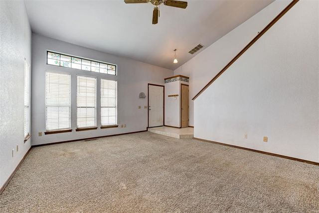 1113 NE 9th Court, Moore, OK 73160