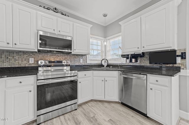 101 Haley Court, Graham, NC 27253