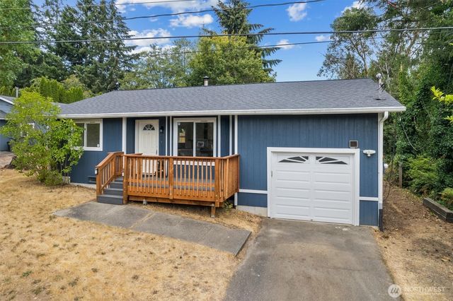 7271 E Patricia Street, Port Orchard, WA 98366