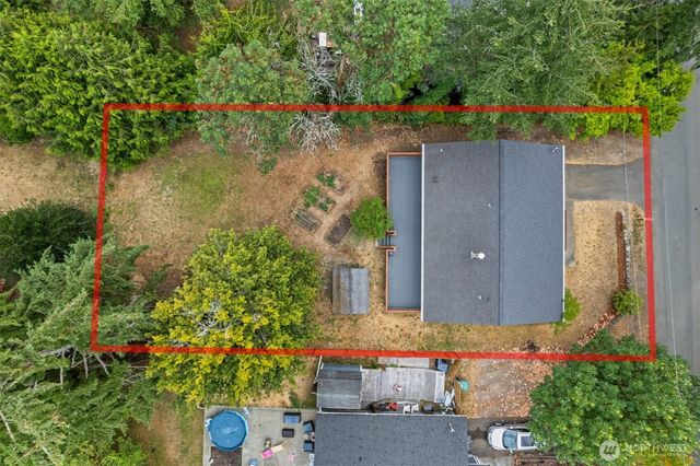 7271 E Patricia Street, Port Orchard, WA 98366