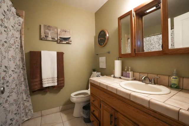 2922 S Linda Vista Street, Visalia, CA 93277