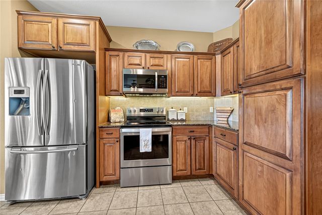 1953 S Doral Drive, Fayetteville, AR 72701