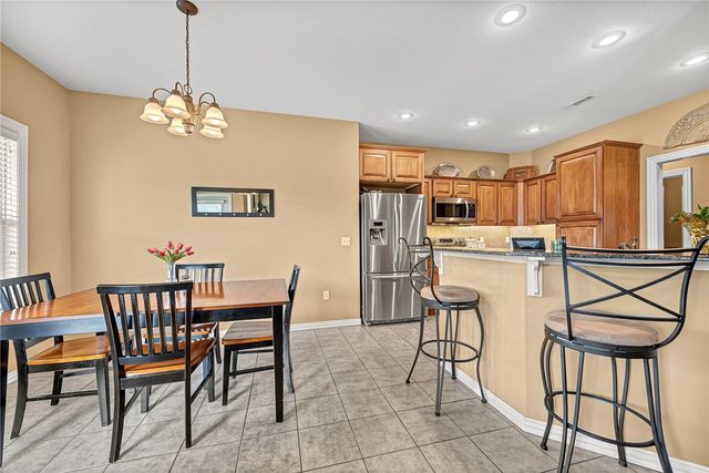 1953 S Doral Drive, Fayetteville, AR 72701
