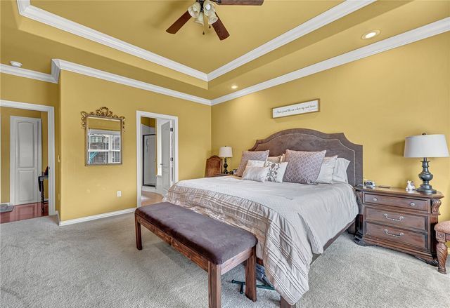 1953 S Doral Drive, Fayetteville, AR 72701