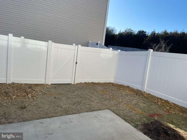 114 CORALYROSE CT, Winchester, VA 22602