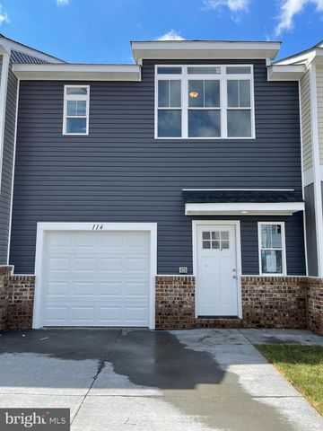 114 CORALYROSE CT, Winchester, VA 22602