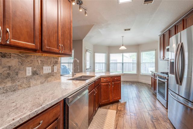 416 Magnolia Way, League City, TX 77573