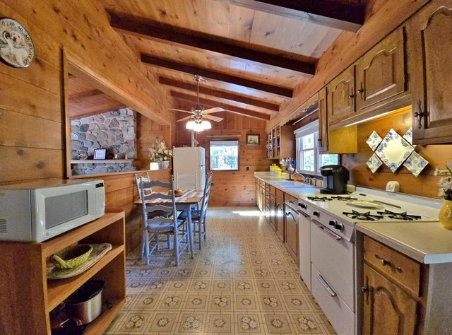 1033 CZECH LANE, Friendship, WI 53934