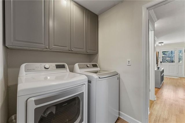 3880 W Cooper Lake SE Drive, Smyrna, GA 30082