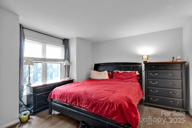 9041 J M Keynes Drive, Charlotte, NC 28262