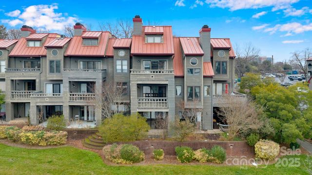 9041 J M Keynes Drive, Charlotte, NC 28262