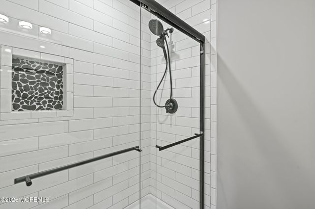 3 Muirhead Street, Toms River, NJ 08757