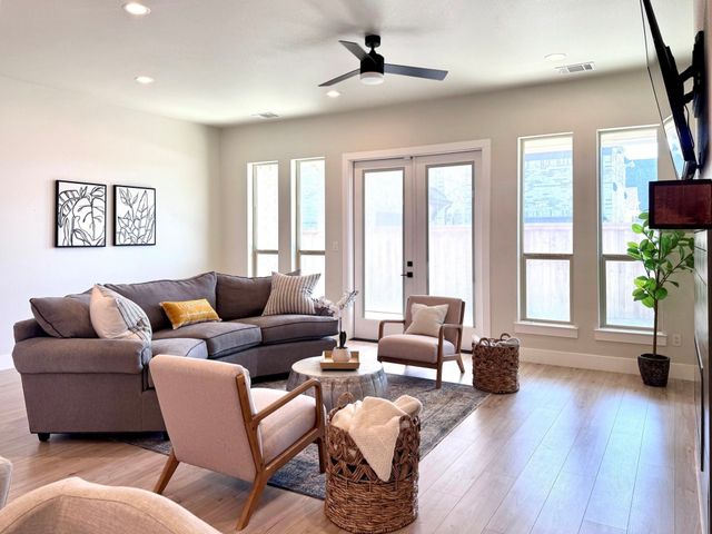 2402 Amesbury Drive, Midlothian, TX 76065