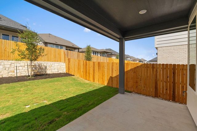 592 Darley Oak Drive, Dripping Springs, TX 78620