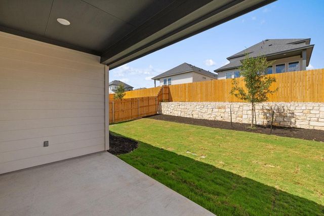 592 Darley Oak Drive, Dripping Springs, TX 78620