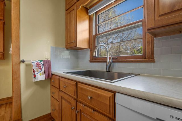 1699 Ashland Avenue, Saint Paul, MN 55104
