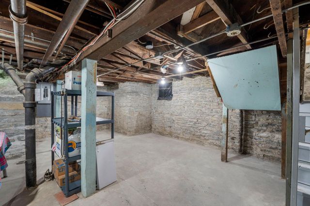1699 Ashland Avenue, Saint Paul, MN 55104
