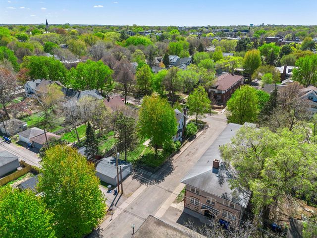 1699 Ashland Avenue, Saint Paul, MN 55104