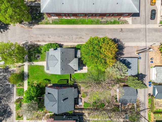 1699 Ashland Avenue, Saint Paul, MN 55104