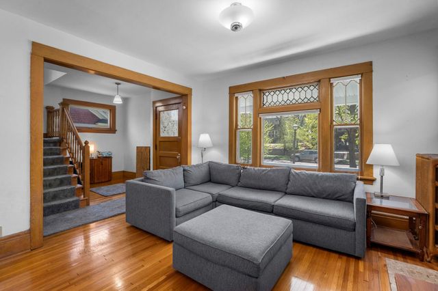 1699 Ashland Avenue, Saint Paul, MN 55104